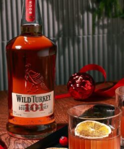 Alternative view of BOURBON WILD TURKEY 101 0,7L 50,5%